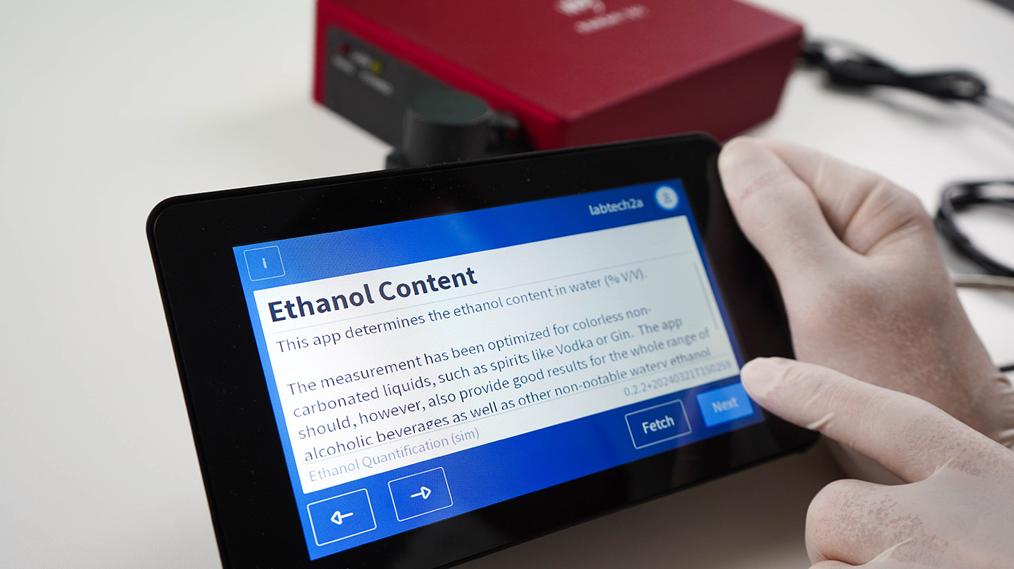 oscas spectroscopy apps oscas app for ethanol analysis with raman spectrometer in the background